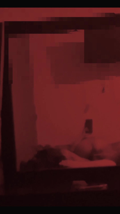 Aku menyetubuhi sahabatku dengan keras