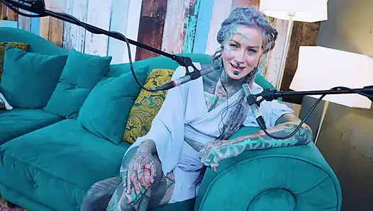 Aku lagi ngomongin tentang e - empathy - asmr podcast sfw lagi ngomongin tentang model tato rambut gimbal