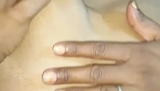 Dost ki biwi ke sath raat mein bharpur sex land muh me liya