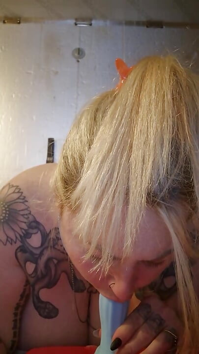 POV Sjusket Dildo BJ