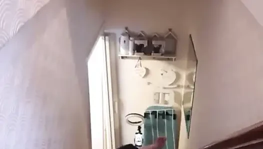 Cennete merdiven tırmanıyor