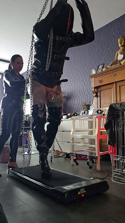 Gym Time for Hunny Slave