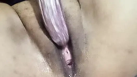 GADIS ASYIK SAMA BATU
