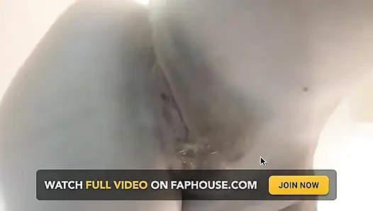 Осенняя обнаженная йога