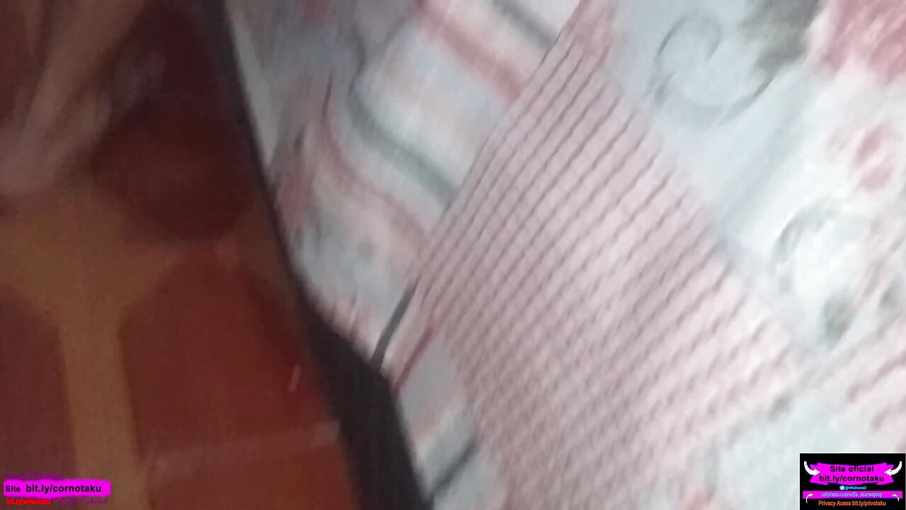 Istri dientot kontol tebal teman kantor