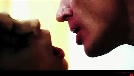 Aliz обожает глотать сперму