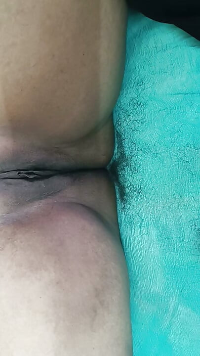 Desi Beautiful Stepmom Pussy Shaving with Stepson