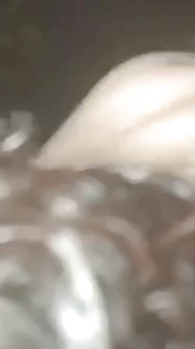 Ako netko nije vidio Umairov video, onda požuri i pogledaj ga. Umair žestoko tuče svoju tetu.