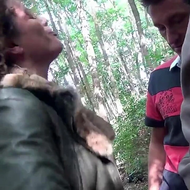 Slutty Girl Banged in Threesome