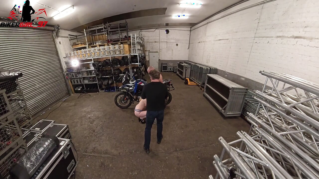 เบื้องหลังในการถ่ายหนังโป๊ของจริง!