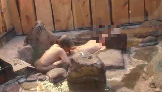 Affair Couple, Open-air Bath, Lewd Mature Woman Deep Throat