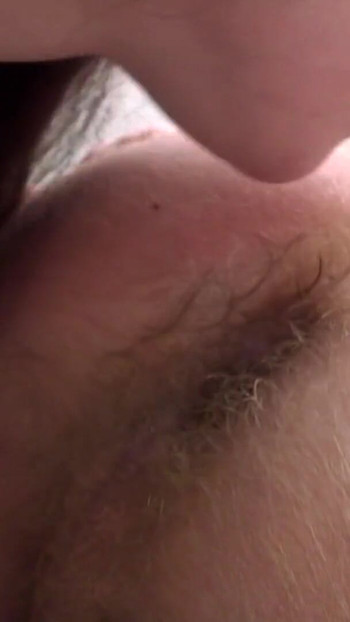 Iconic moment from "Junge Brunette 22 jahre fickt Ihren freund auf der arbeit mit dem Umschnalldildo"