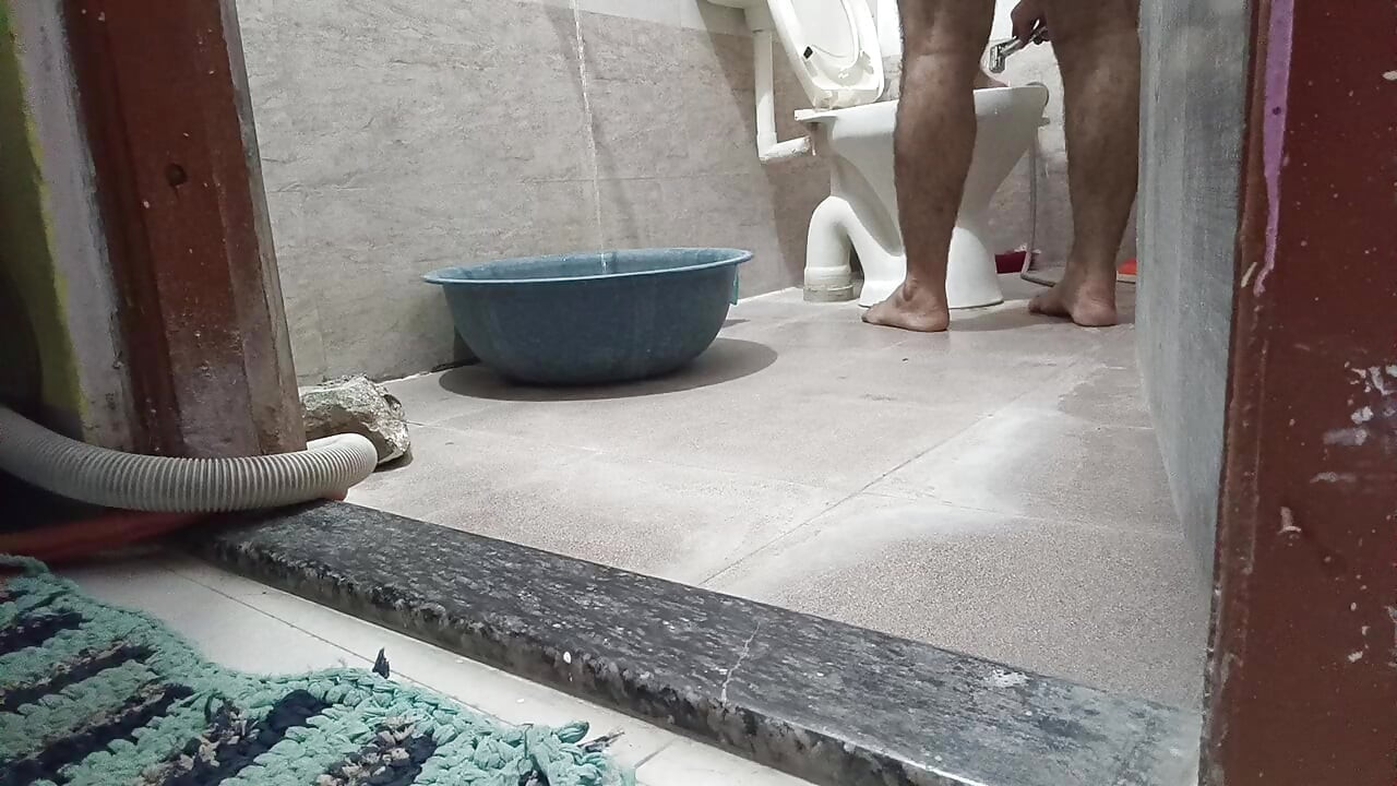 Kaun mere Sath nanga nahana pasand karenge