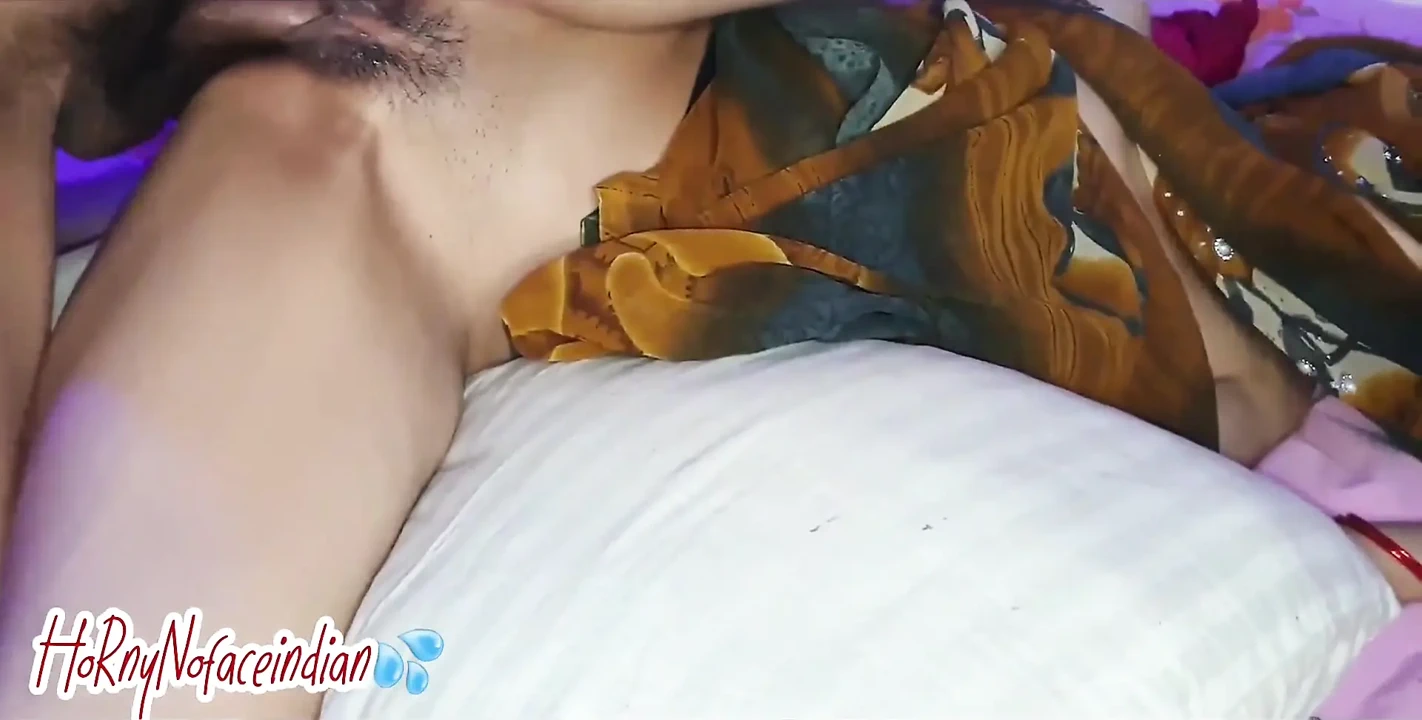 Auf die muschi meiner süßen freundin kommen, nachdem sie gut gefickt hat.