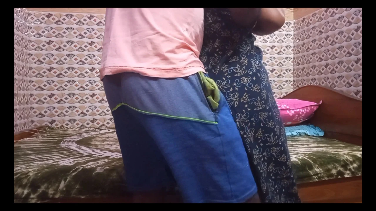 Real homemade. Indian sexy Bhabhi sex with devar cheating wife (Bangla audio ) part1. Comments for next part