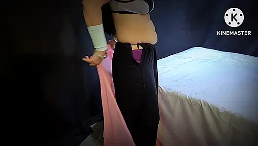 Yenge dever ateşli romantizm aldatıyor sert Hintçe sesli seks