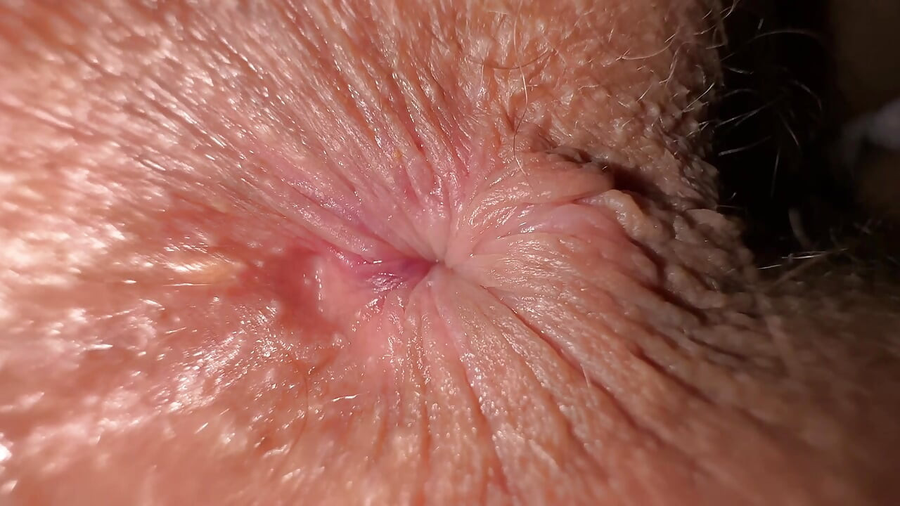 Just an hour ago I treated her to cake for the first time in a cafe, but now I can smell the smell of cake coming from her ass.