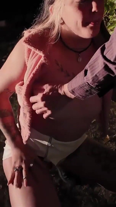 Moja prekrasna žena jebe se s neznancem s Tindera - Dogging - | Isječak 2