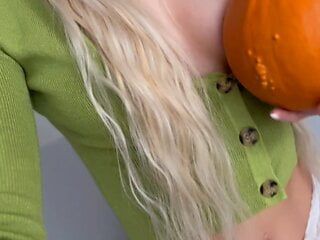 Enjoy my pumpkins :)
