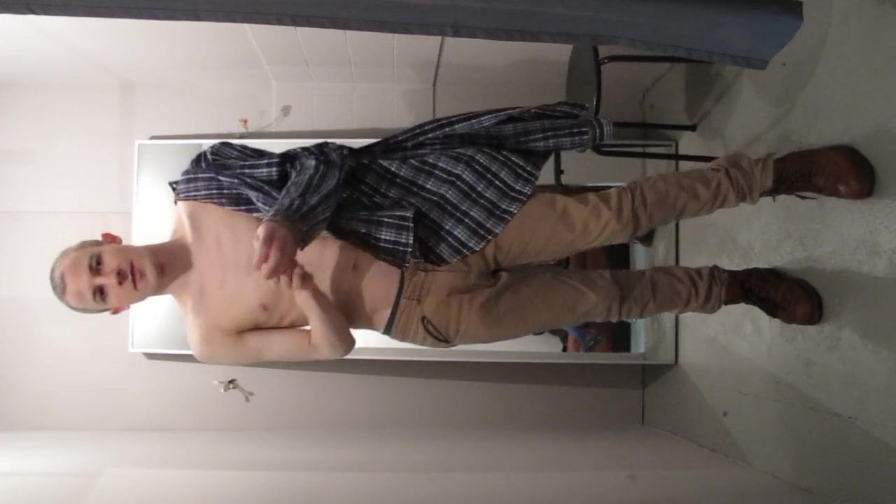 TWINK IS ALWAYS HUNGRY FOR RAW COCK