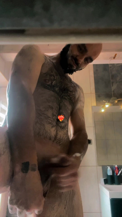 Jerking off in the shower