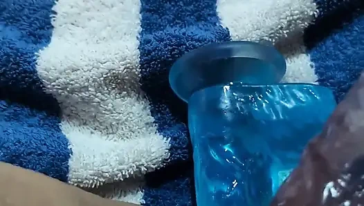 Yeni dildolar çifte penetrasyon orta yaşlı seksi kadın