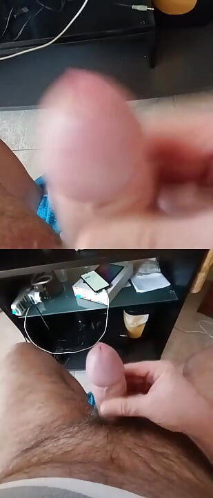 I Jerk My Dick on the Double Screen