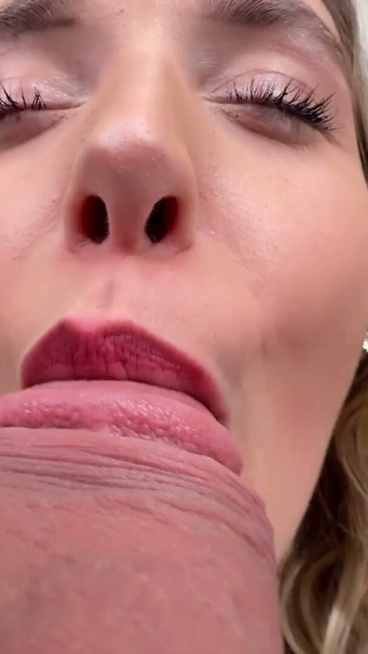 HUNT4K. How much will you pay me for a Blowjob? | Clip 1