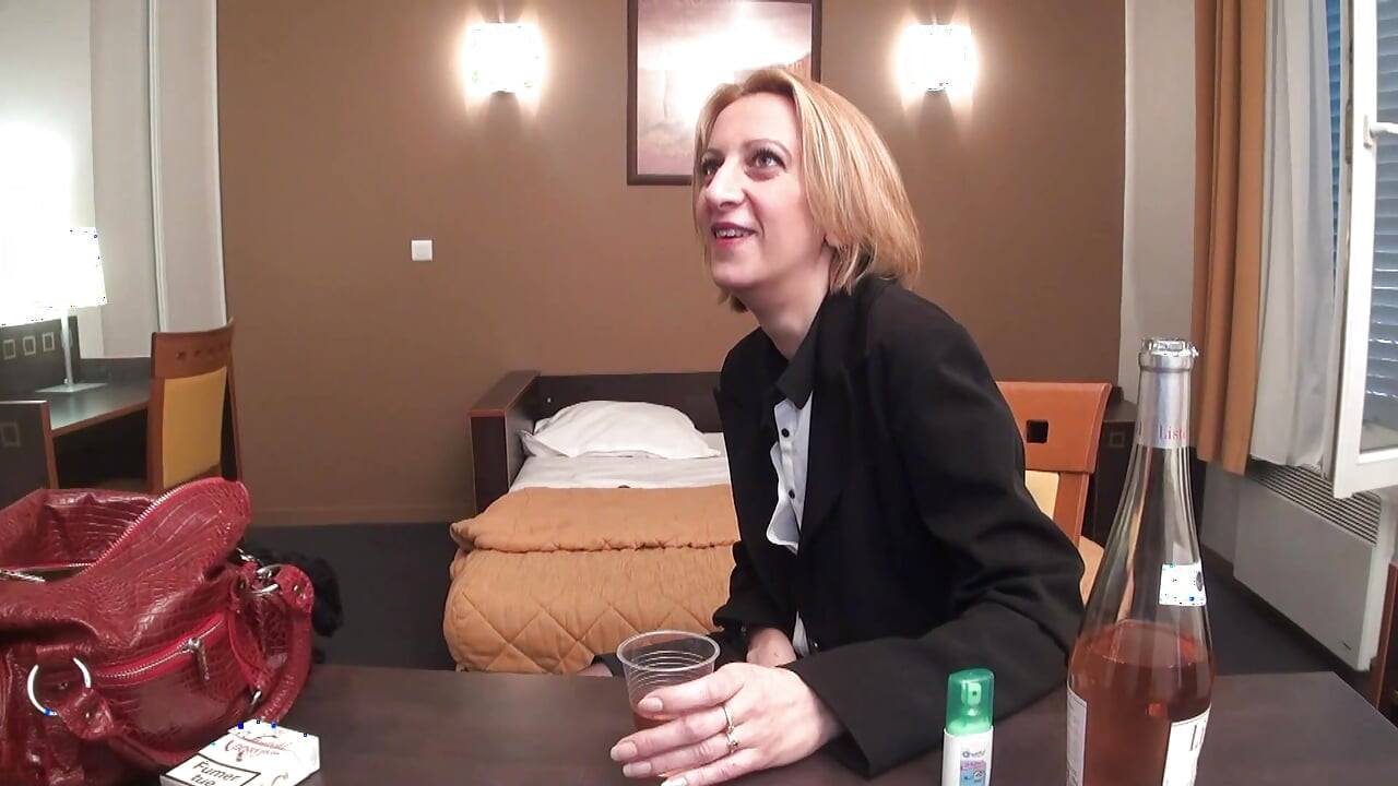 Louise Du Lac Fucked by Two Strangers