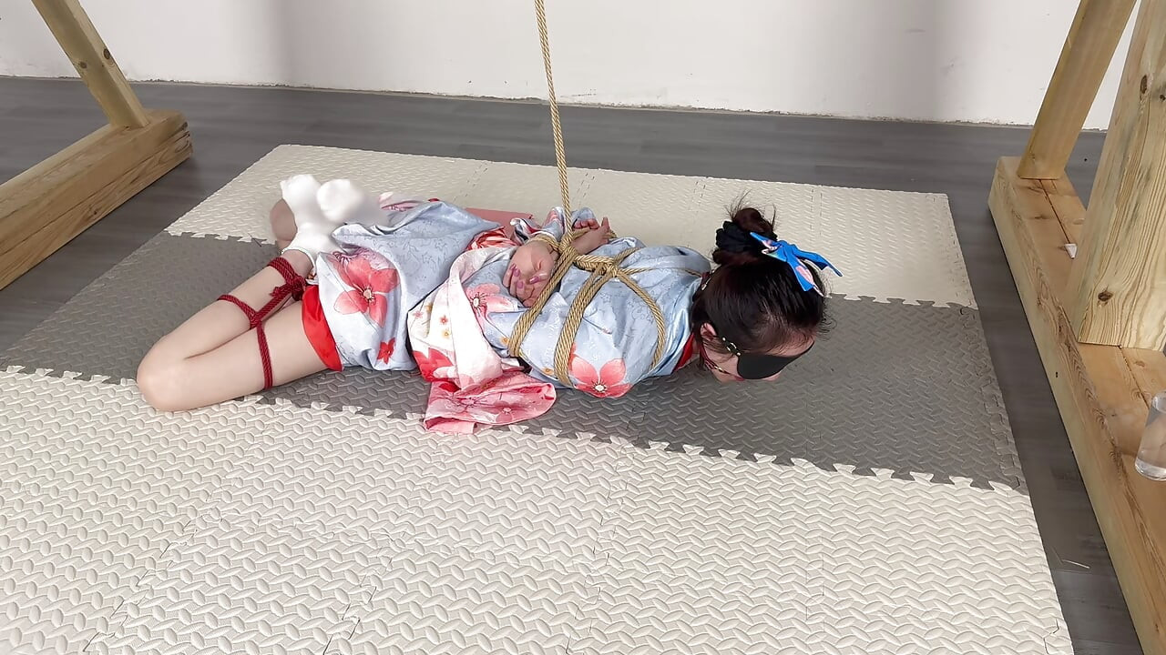Kulminacyjna wersja noszenia kimono w Słoneczny Dzień