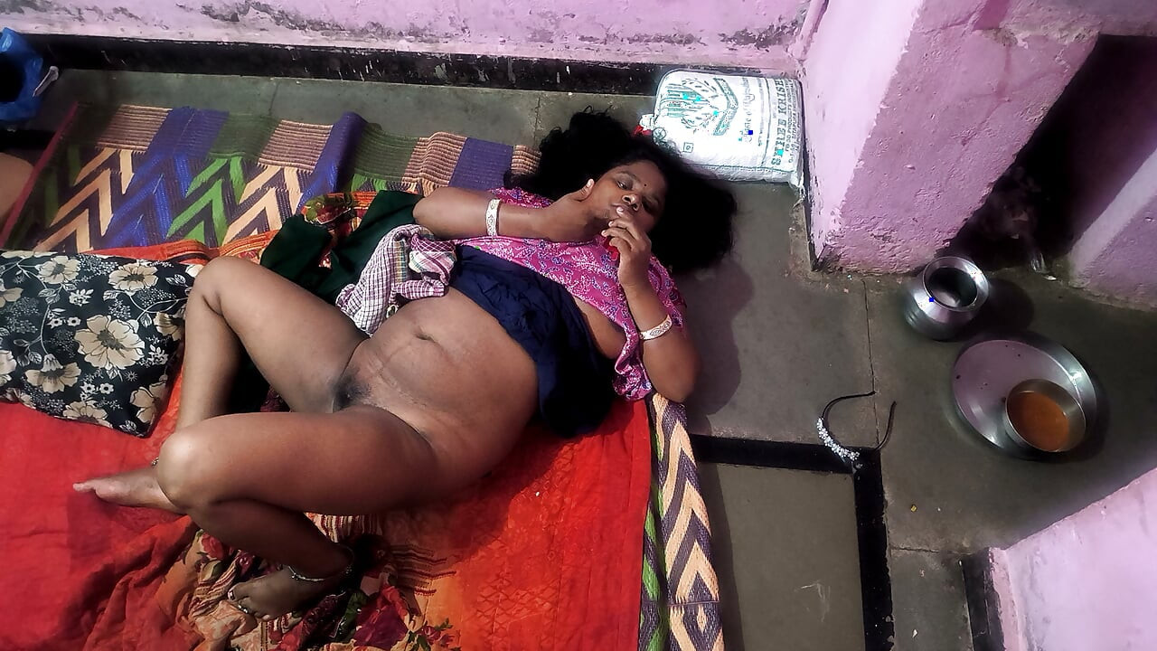 Bangladeşli eniştenin geliniyle viral seksi videosu