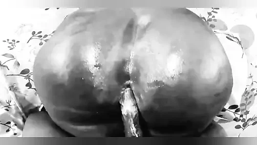 Istri sange kulit hitam selingkuh dari suaminya sama cowok berondong kulit hitam kontol besar