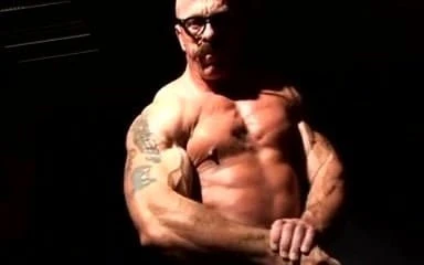 Mike mostruoso