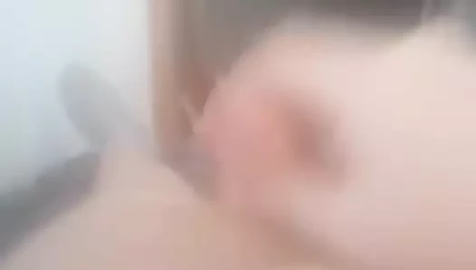 Çocuk yeni dairesinde azgın