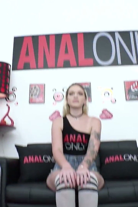 Joey's Hot for Anal