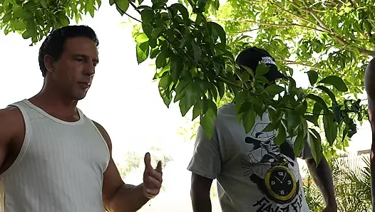 Tiffany Nacke "секс для оплаты", цитата