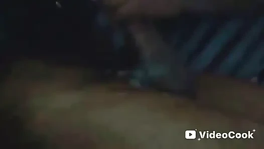 Pelacur ini adalah mesin!