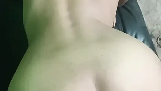 Дези трахается на видео