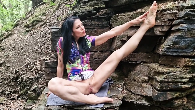 Naked Outdoors and Peeing