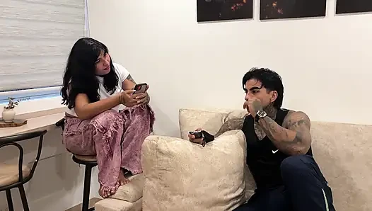 I fucked my stepmom right behind my stepsister's back