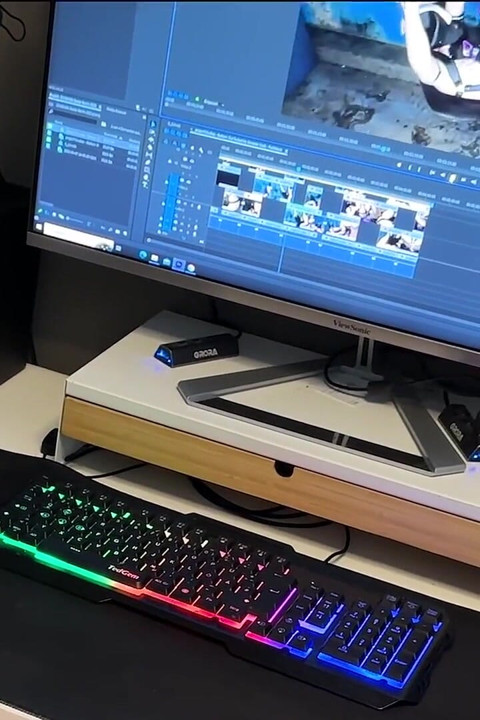Sometimes it gets really hard to concentrate on the work while editing