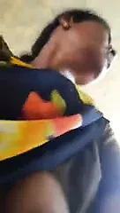 Keseronokan desi dan budak lelaki di luar