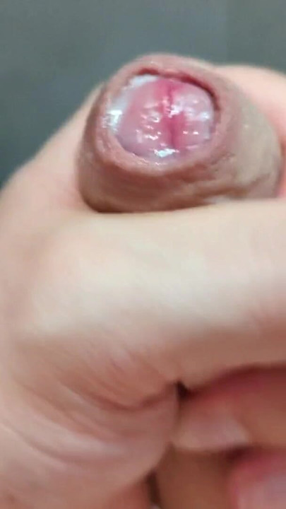 Snažan trenutak iz "DOMINANTNOG Prljavog RAZGOVORA za POSLUŽIVANJE i MASTURBIRANJE do SVRŠAVANJA od ASMR-a Muški GLAS s IZBLIZA Kurcem POV"