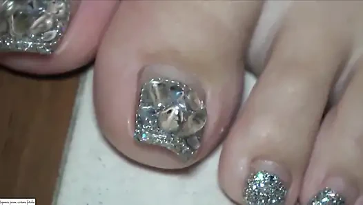 Trainee idola dengan baju seragam