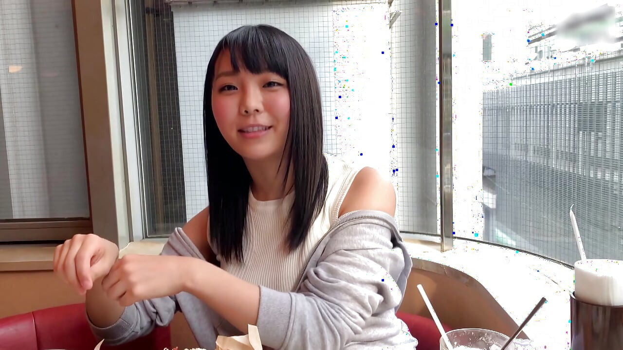 A154F08 A youthful maiden whose charming smile speaks to her good personality and a matching app to join a love hotel! A private shoot with a naked, sloppy close-up sex scene!