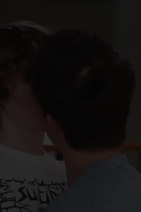 פיטרסון נחבט על ידי ספייקי