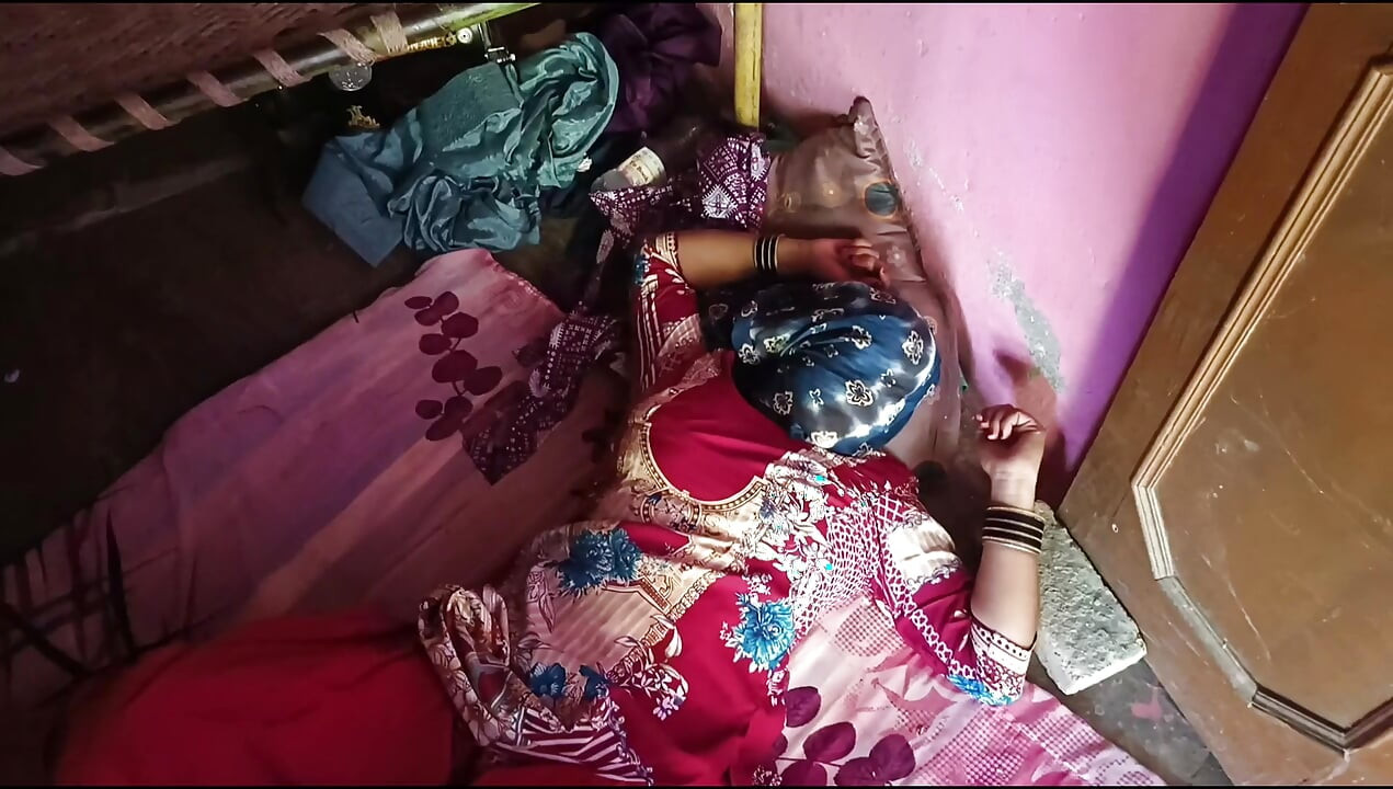 Left girlfriend doggy style at her home