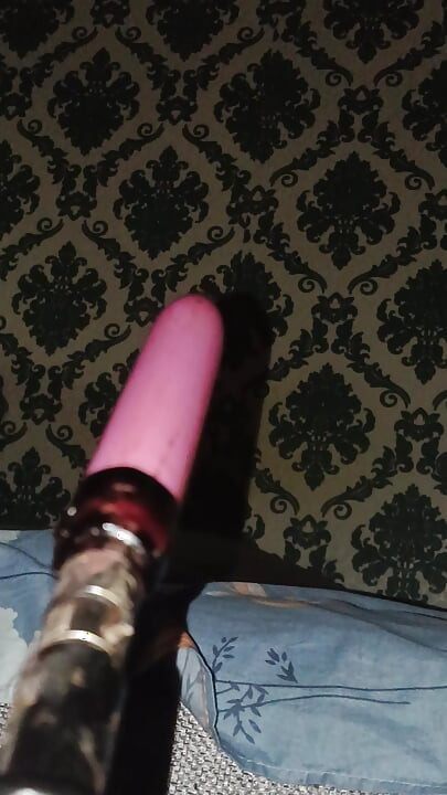 Ass gets fucked by a machine