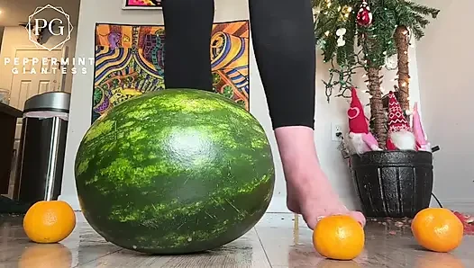 67 raksasa ukuran 16 slo-mo foot crush slow mo oranges & watermelon destruction