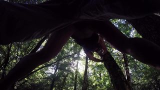 Toutepourvous: Sissy wird im Wald anal gefickt
